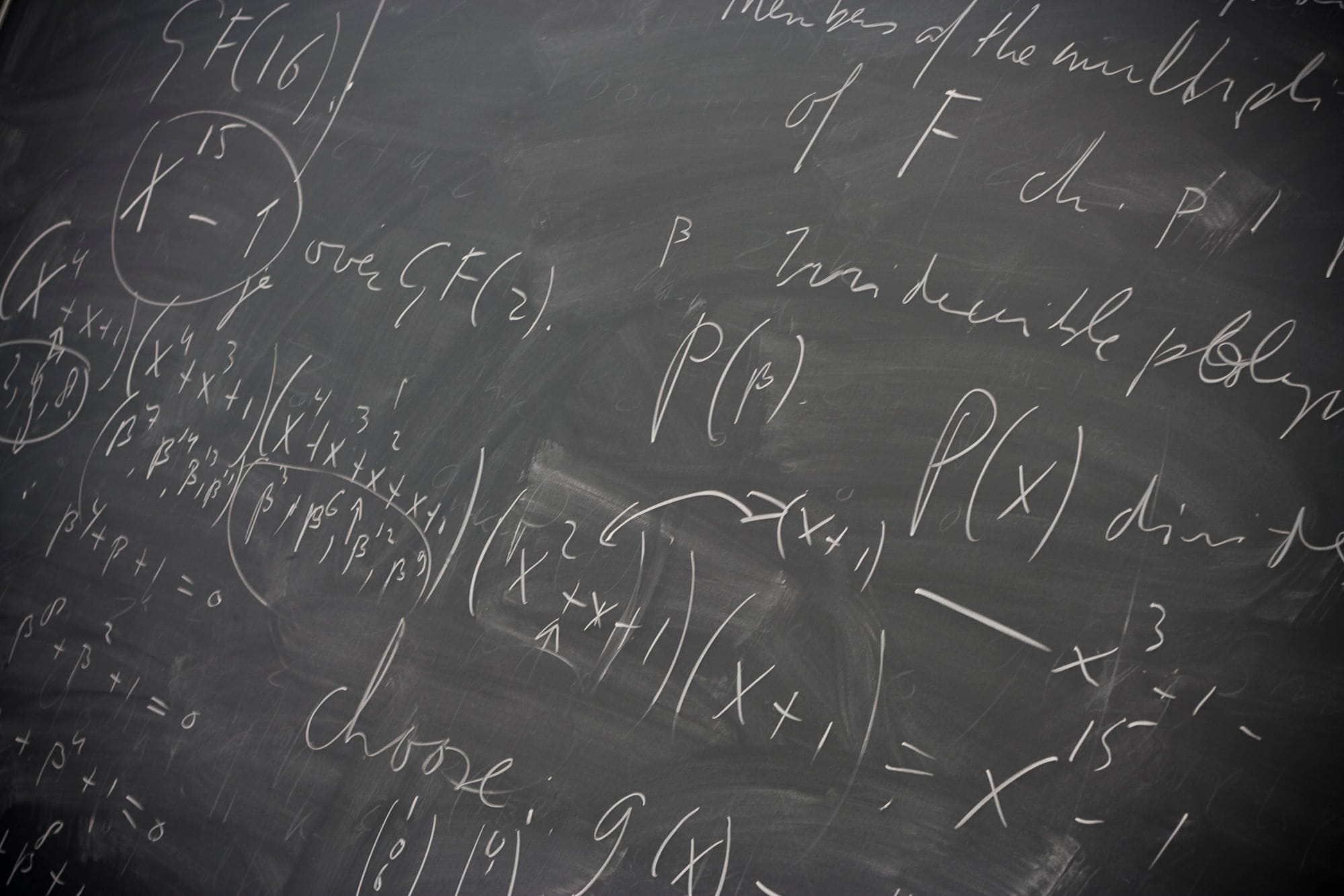 Multiplying polynomials in O(n log n)